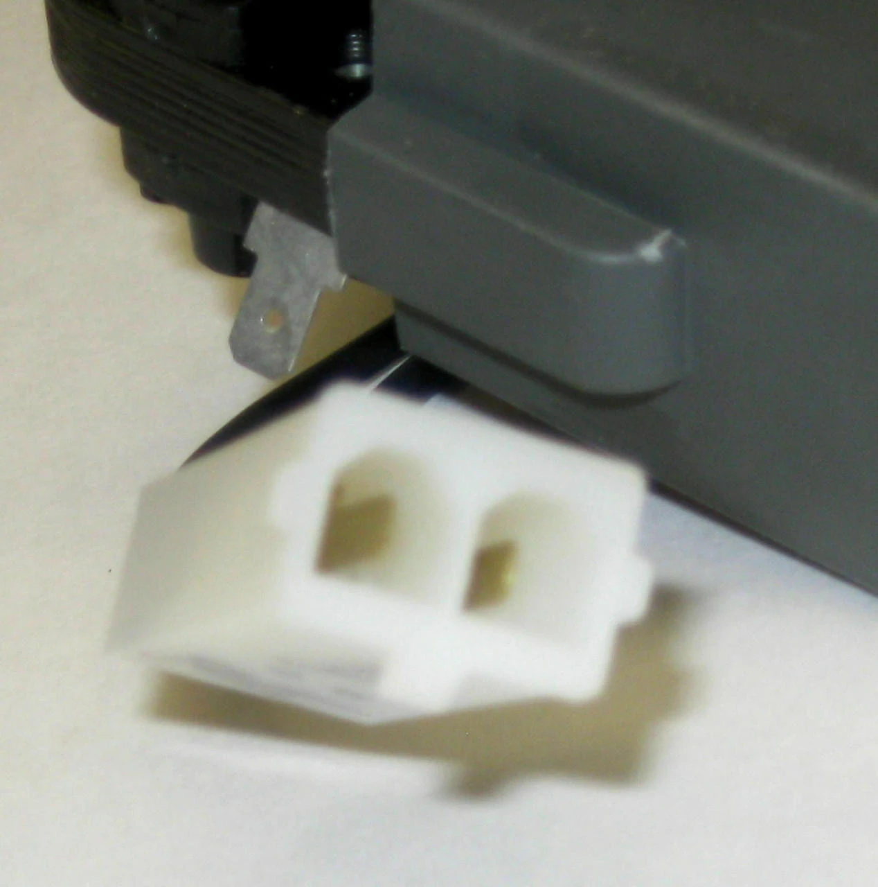 Refrigerator Freezer Evaporator Fan Motor Whirlpool 2315539 WP2315539