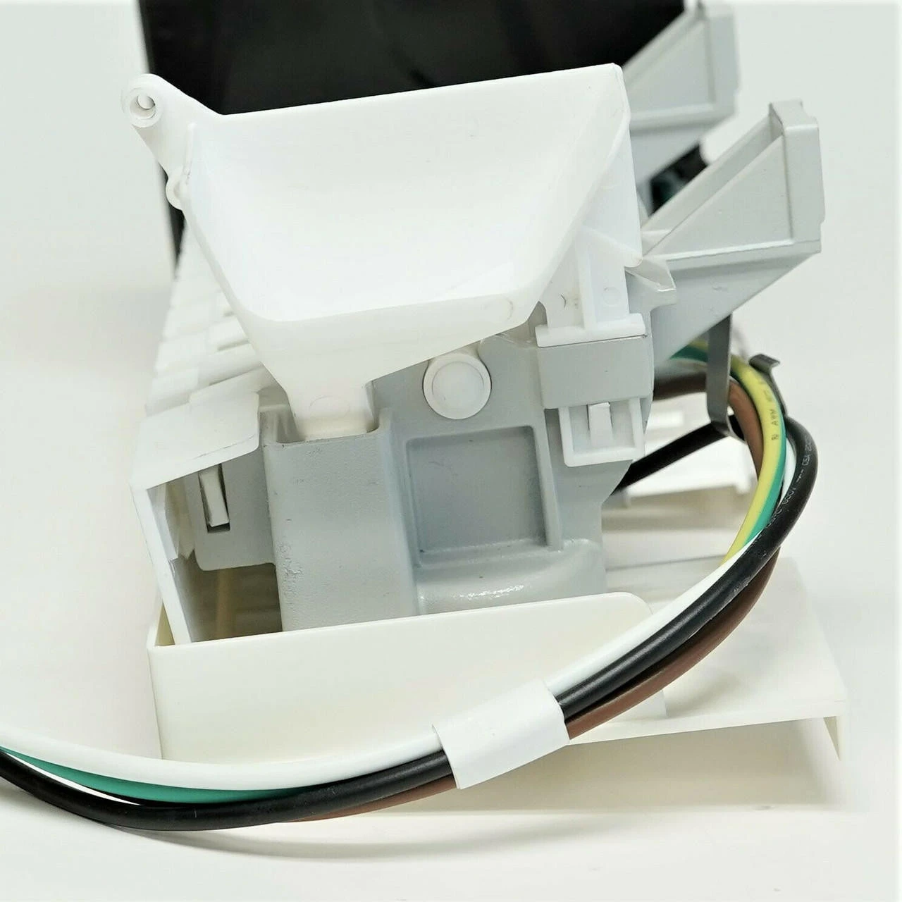 Refrigerator Icemaker W10884390 Whirlpool Maytag